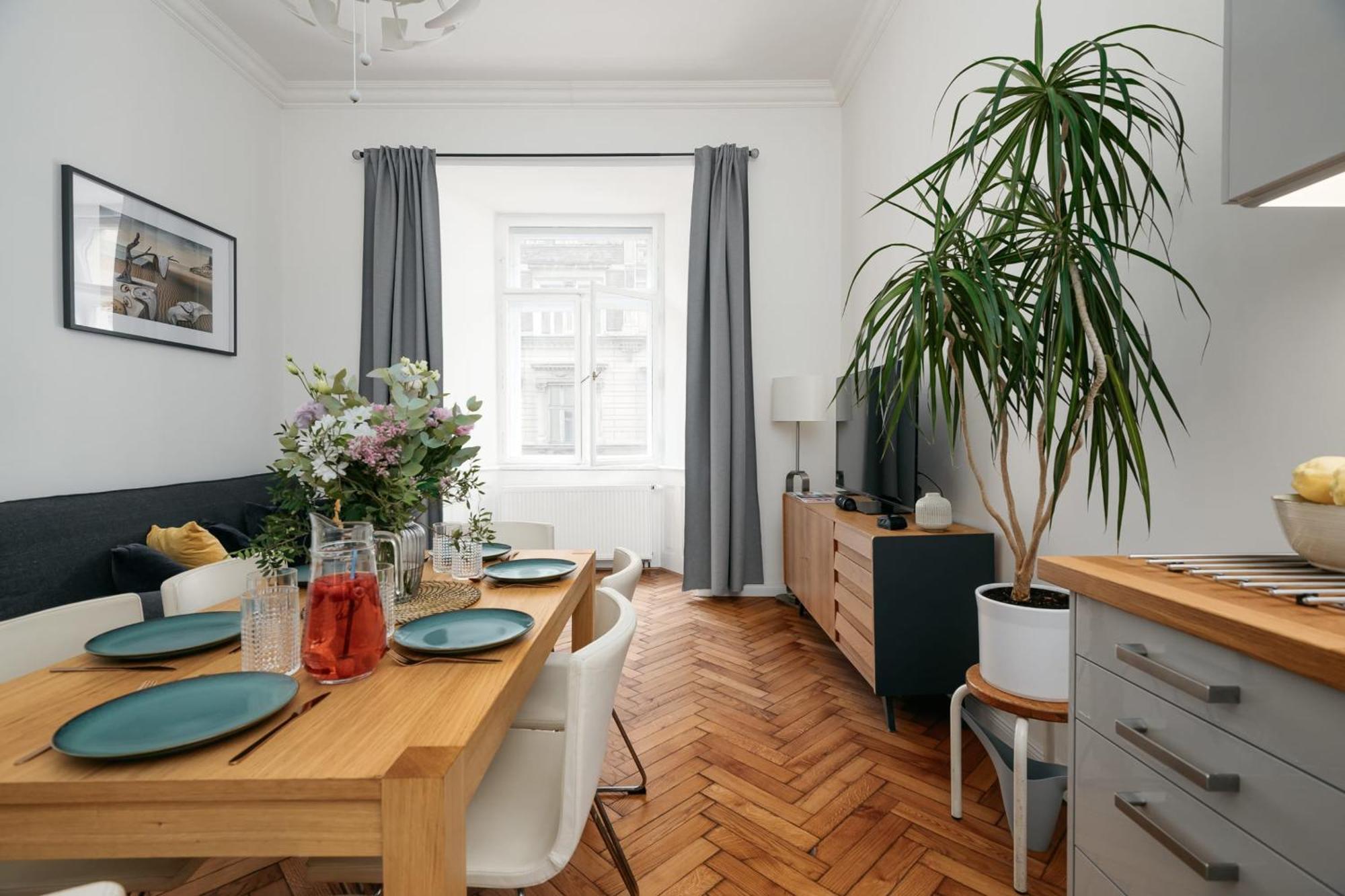 Comfortable And Cosy A Few Steps From Dancing House And Naplavka Dance Appartement